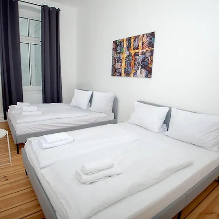 Super Mikrolage - Forum Koepenick & S-bahn In 2 Min برلين