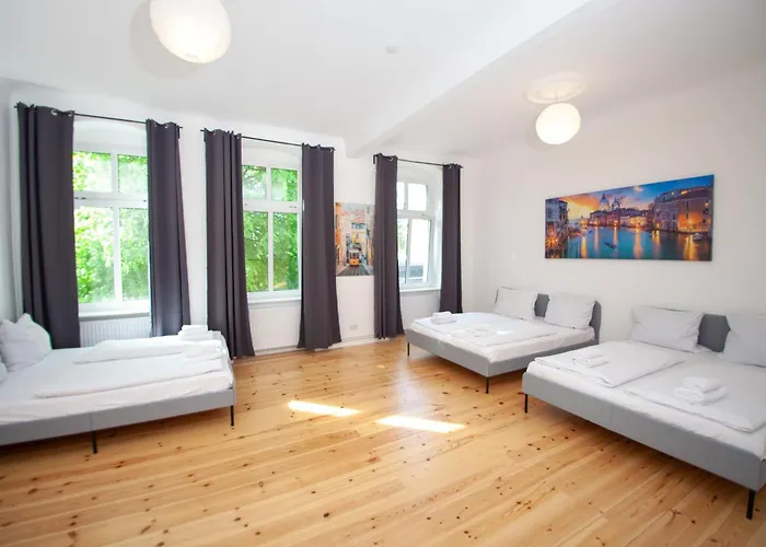 Super Mikrolage - Forum Koepenick & S-bahn In 2 Min ברלין